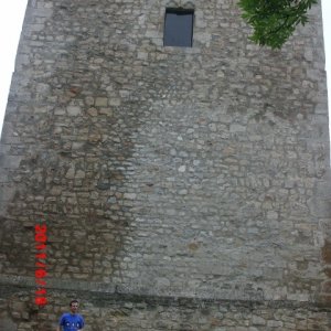 18.6.2011 12:34, autor: Matej Jankovič / hrad Hainburg-hradná veža
